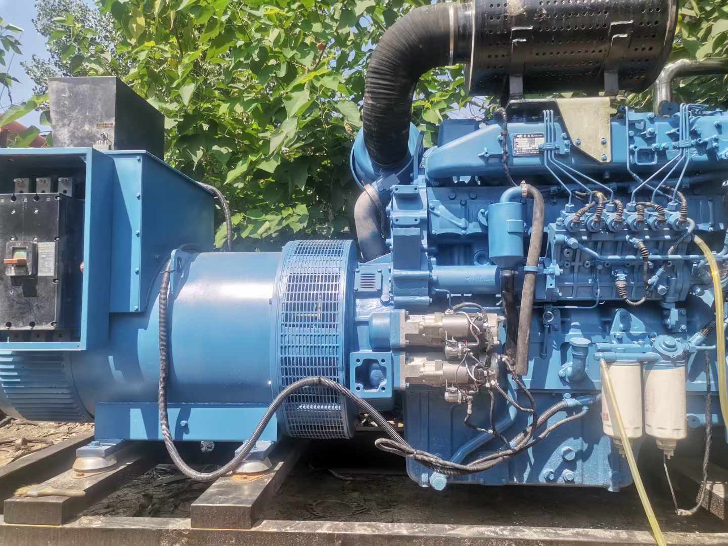 萧山详细说明降低 800kW 柴油发电机输出电流波动的方法
